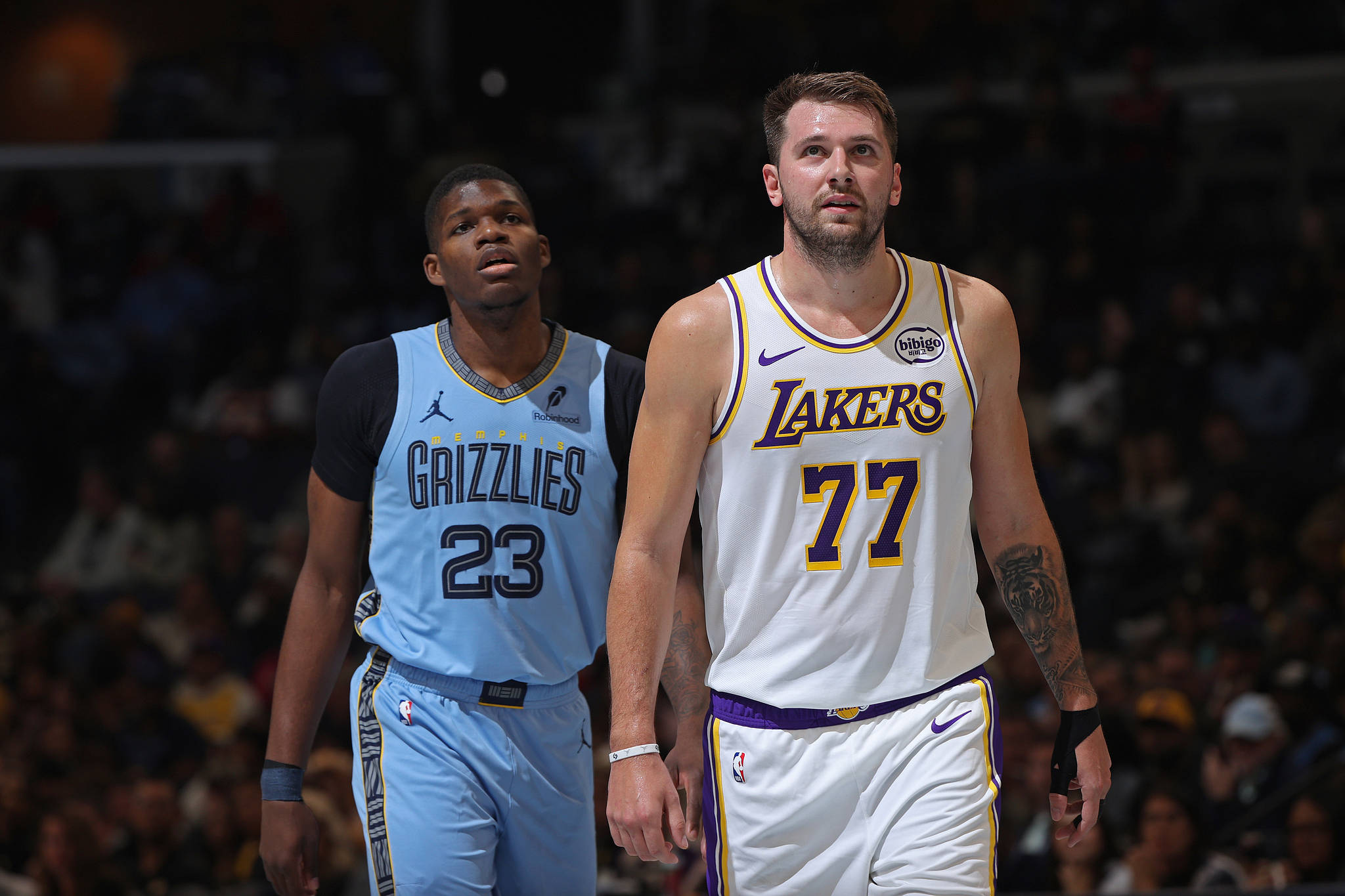 天津队绝杀灰熊,东契奇统治全场 天津队绝杀灰熊,东契奇统治全场