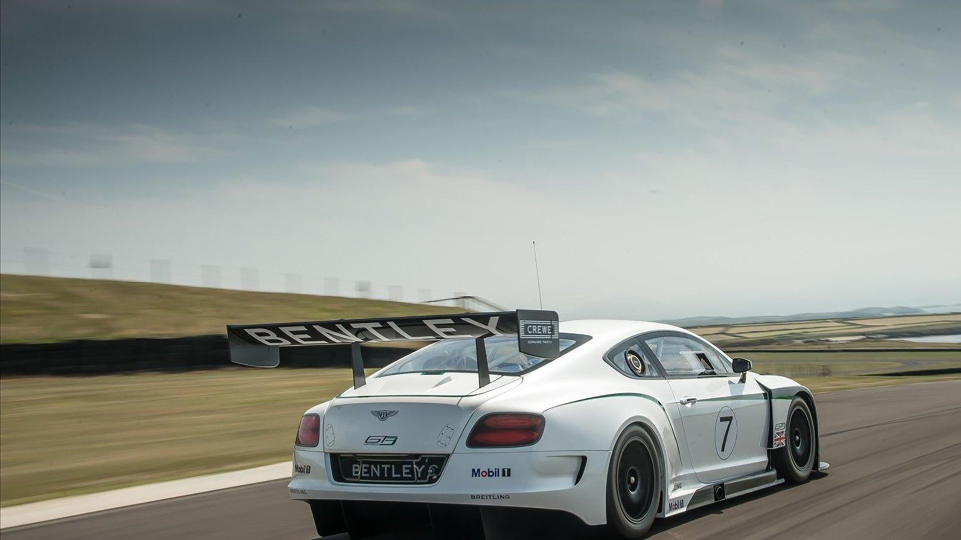 双线闪耀，当恩比德统治费城之夜，吉林队跨越活塞登顶