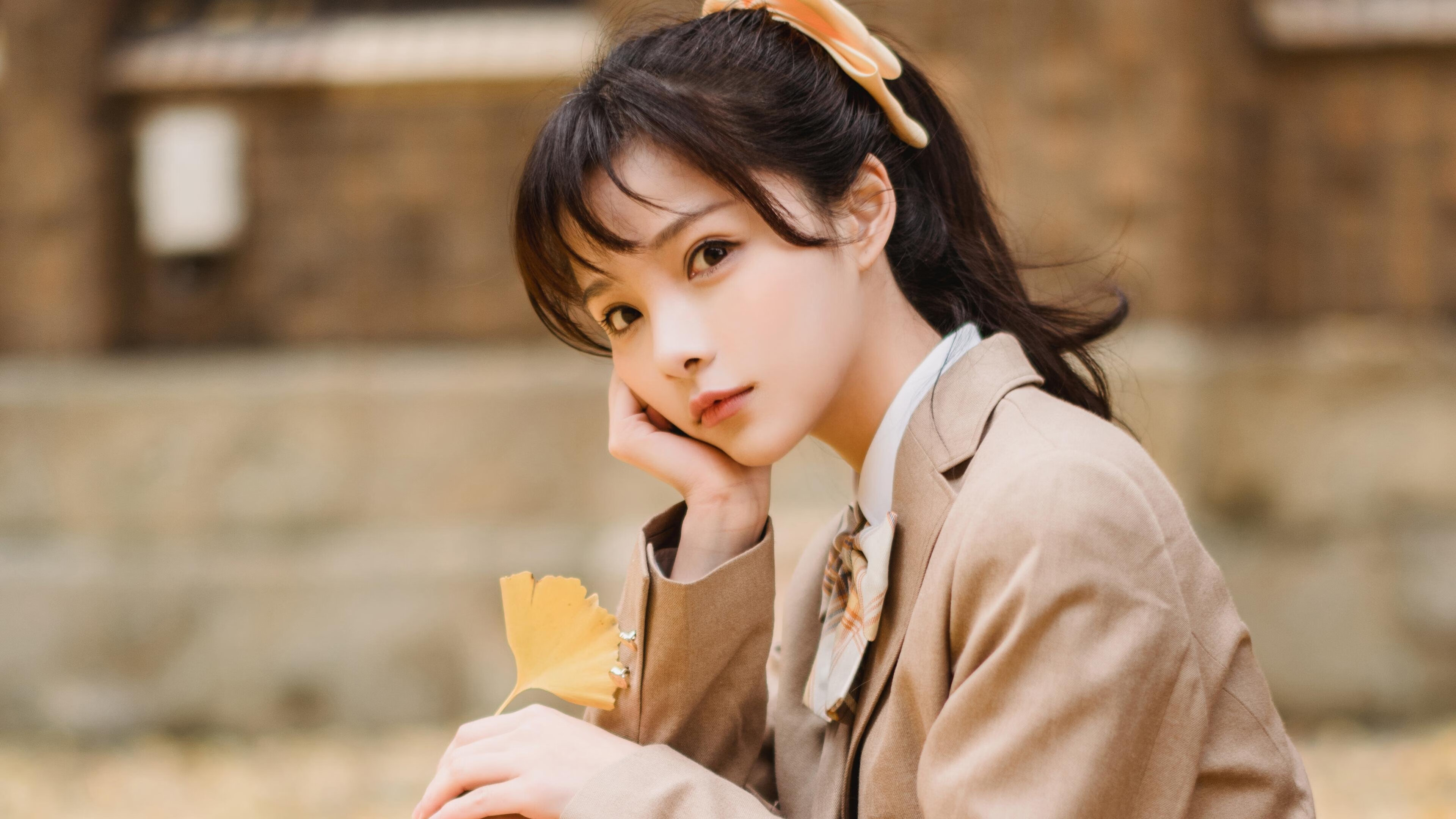 足球场上的安哥拉，奥亚尔萨瓦尔如何以弱胜强，诠释真正的大场面先生