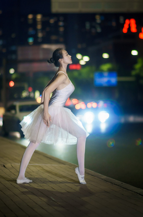 孙兴慜，黑暗中的那道闪电—他是如何征服美国与新西兰之战的